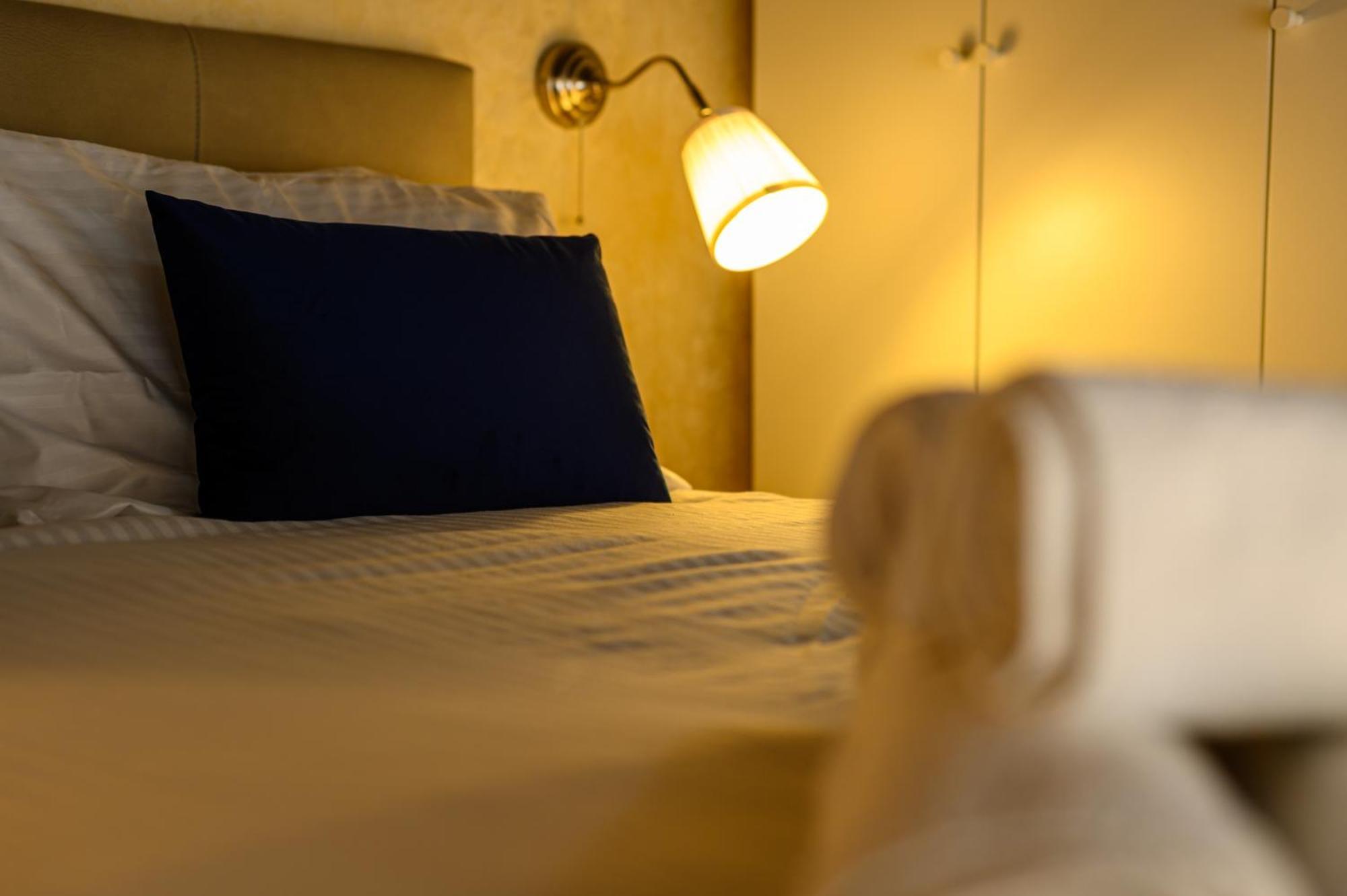 El Barrio In Bed Leilighet Napoli Eksteriør bilde